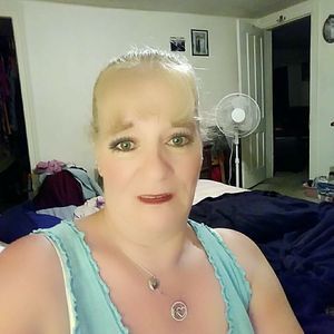 Meet your Posher, Paula